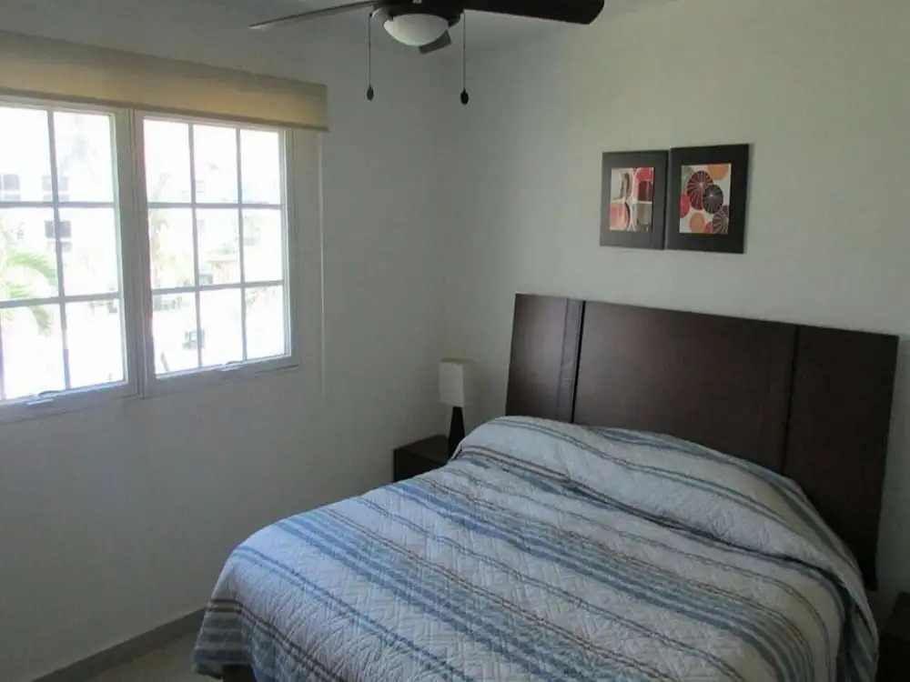 Diamante Lakes Apartmens