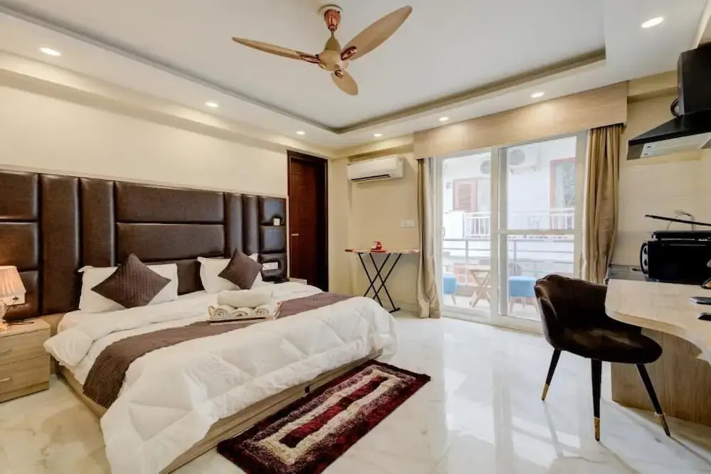 The Paras Studio Serviced Apartments