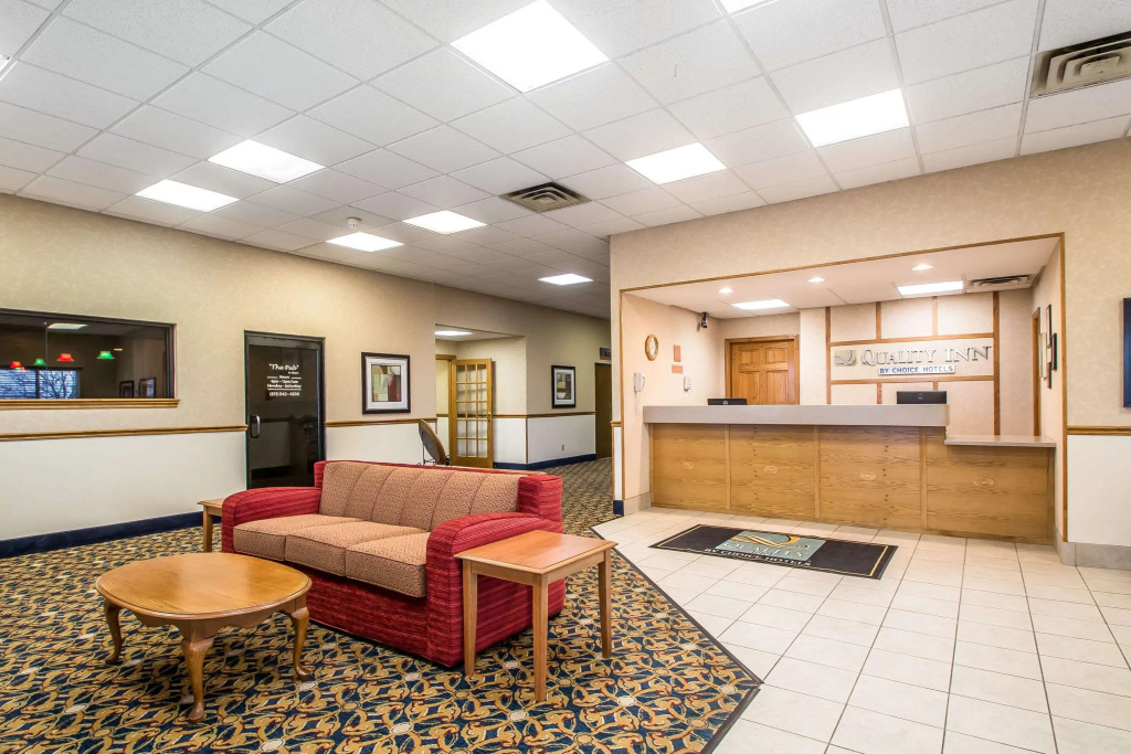 Quality Inn Morris I-80