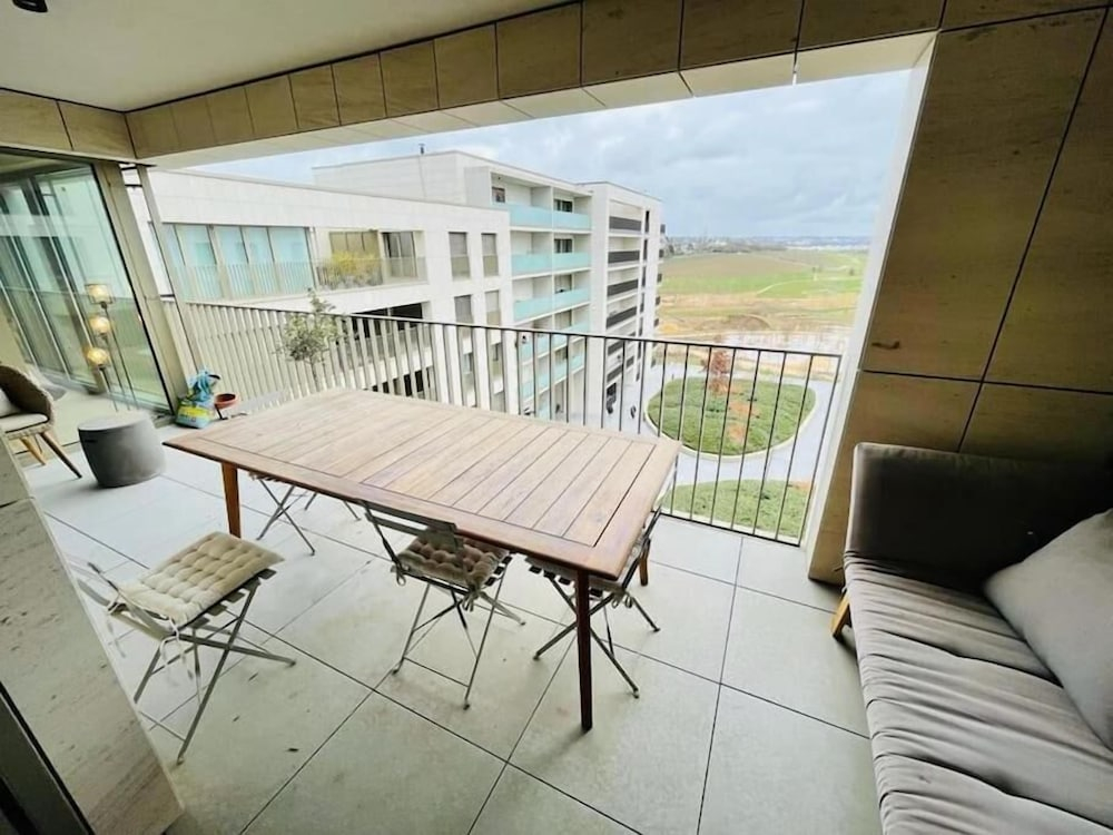 3 bedrooms in Gasperich Terrace&Parking