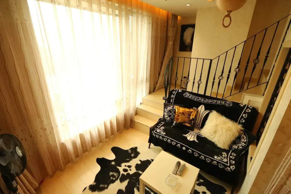 Warm Journey Apartment