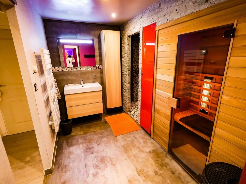 Jacuzzi 38C Sauna Privé - Climatisation