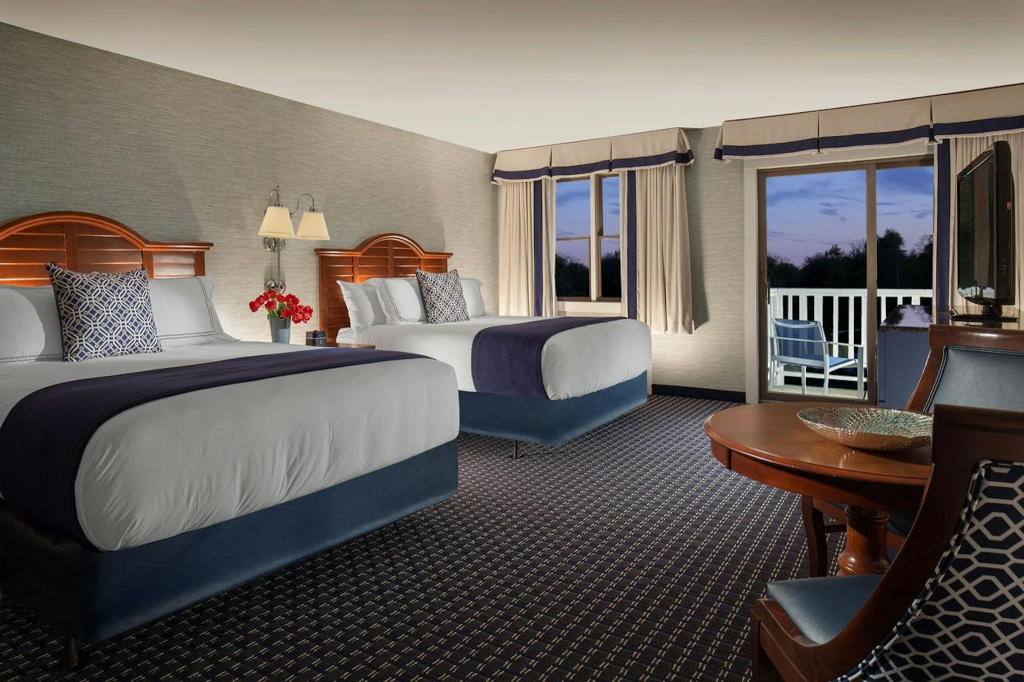Hyannis Harbor Hotel