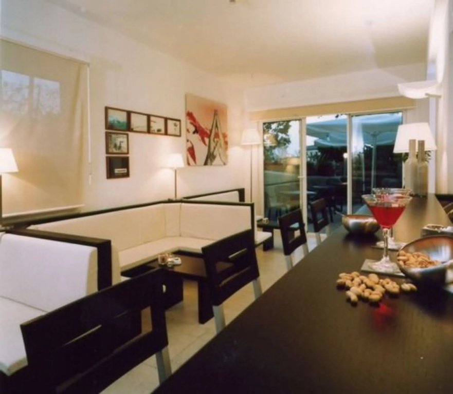 Hotel LApprodo