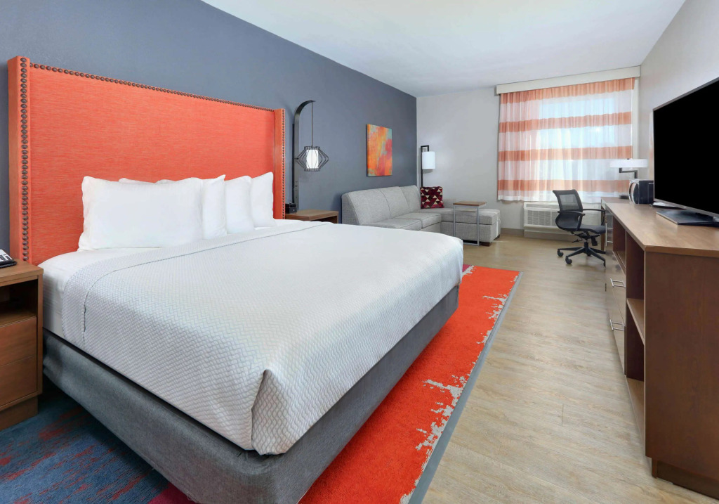 La Quinta Inn & Suites by Wyndham Lakeway