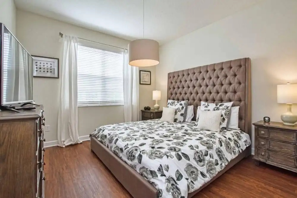 Storey Lake- 6 Bedroom Pool Home-1657ST