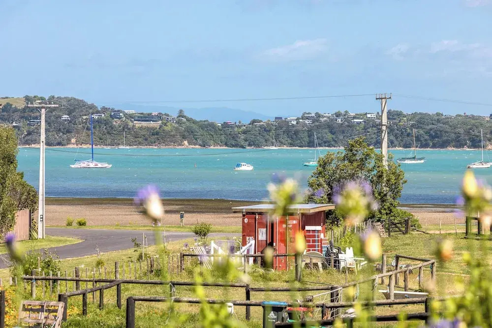 Tikirau Bay Views in Oneroa