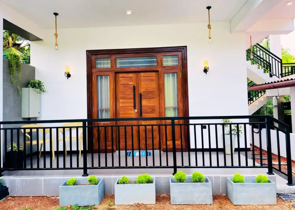 Yelishas Place