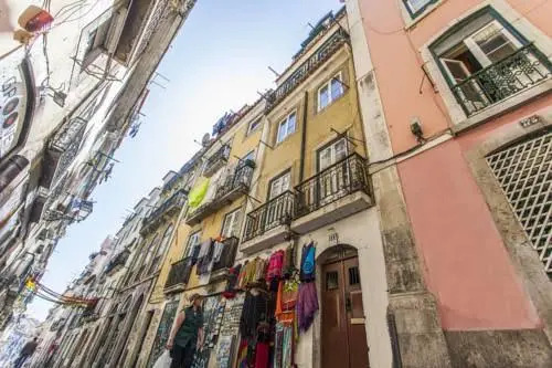 Bairro Alto Garden by Homing