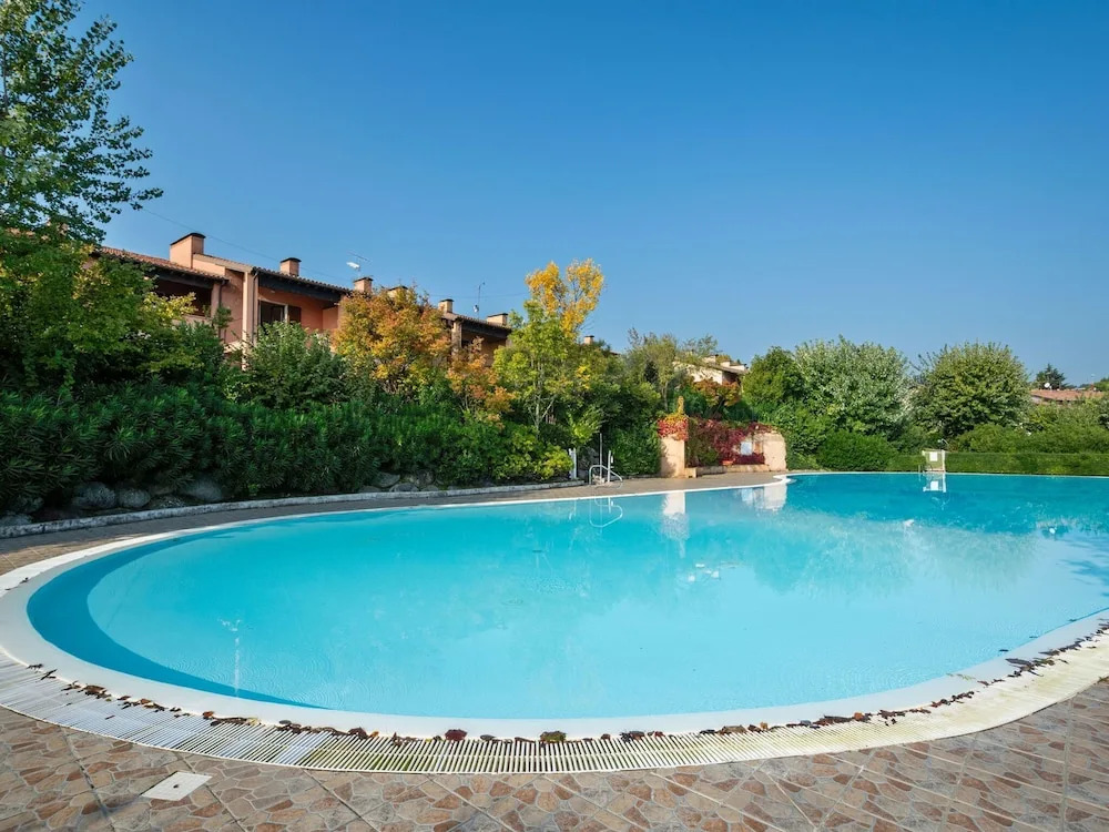 Beautiful Apartment With Scenery Near Lake Garda