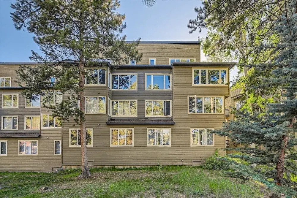2151 The Pines 2 Bedroom Condo by RedAwning