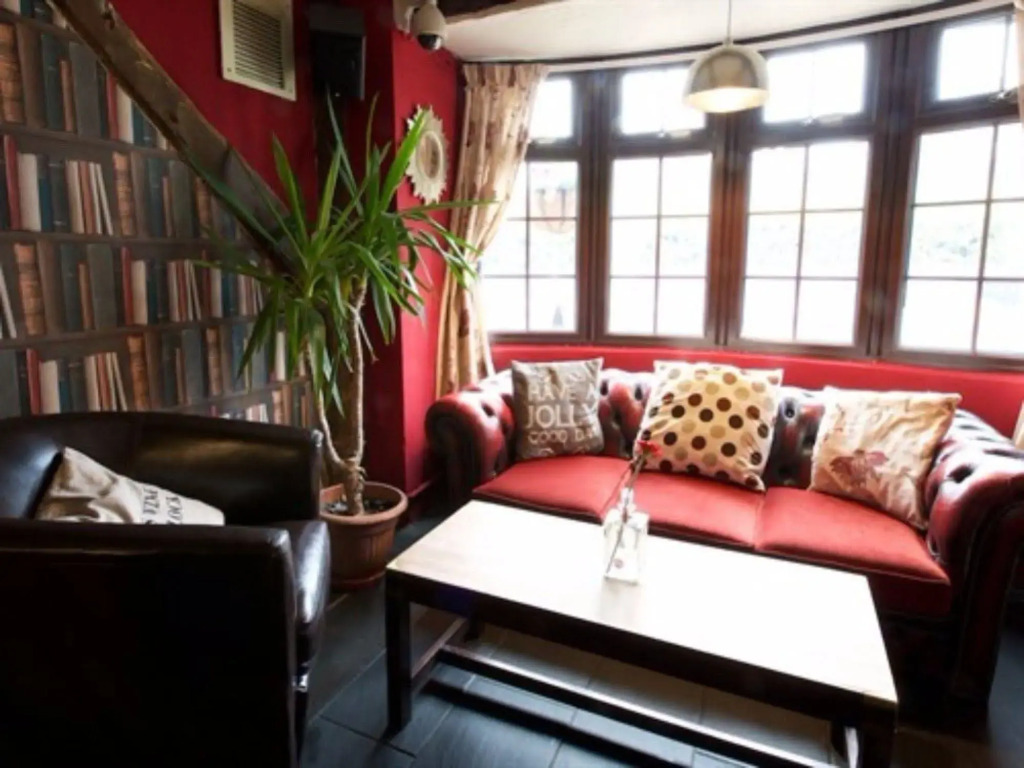 The Heath Inn