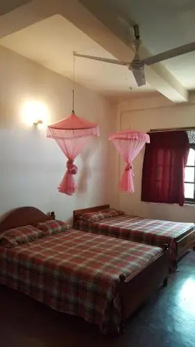 Samadhi Holiday Inn