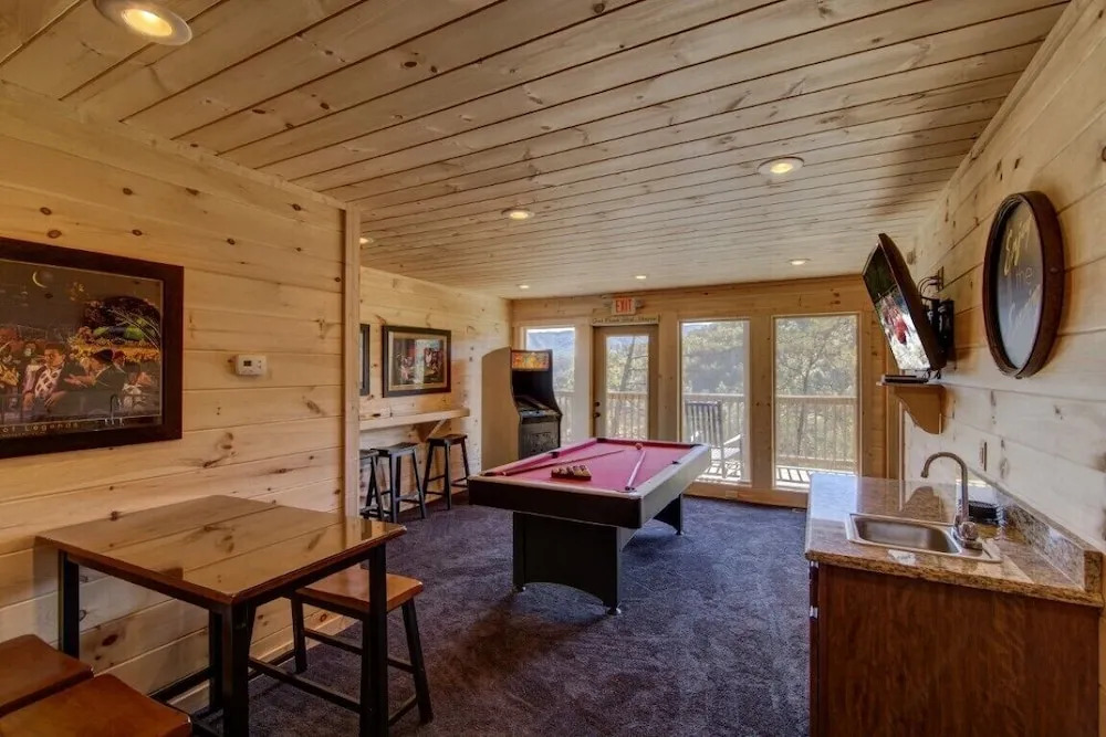 A View To Remember - 4 Br Home