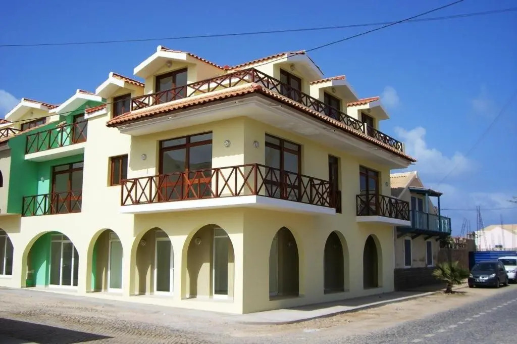 Two Bedroom Apartment with Sea View Fogo Residence