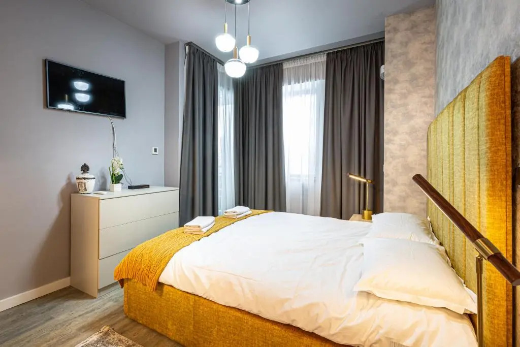 Kron luxury 2 Bedroom Apartment in Silver Mountain