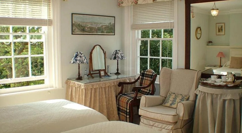 Ocklynge Manor