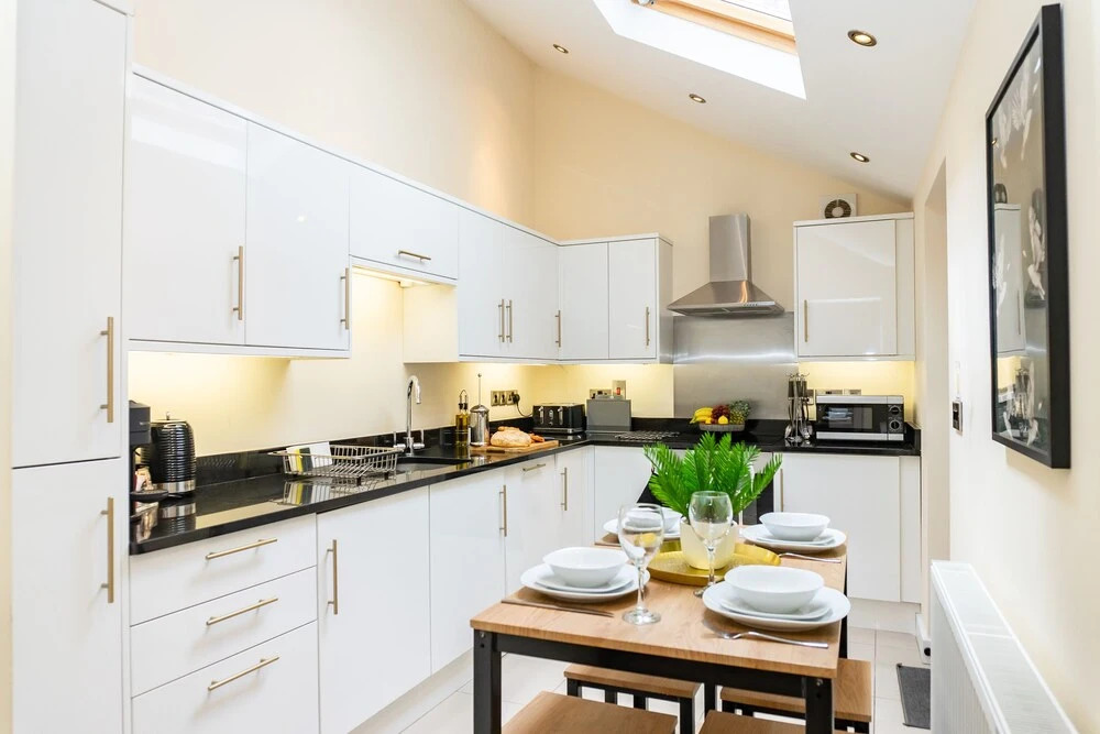 Suite on the High Street