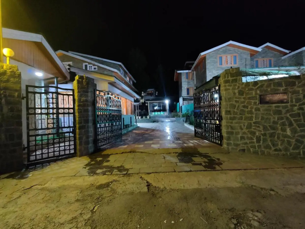Hotel Outlook - Pahalgam