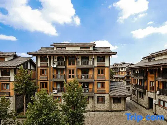 Zhi Shang Private Hot Spring Hotel (E'mei Mountain Scenic Area Huangwan Tourist Center Branch)