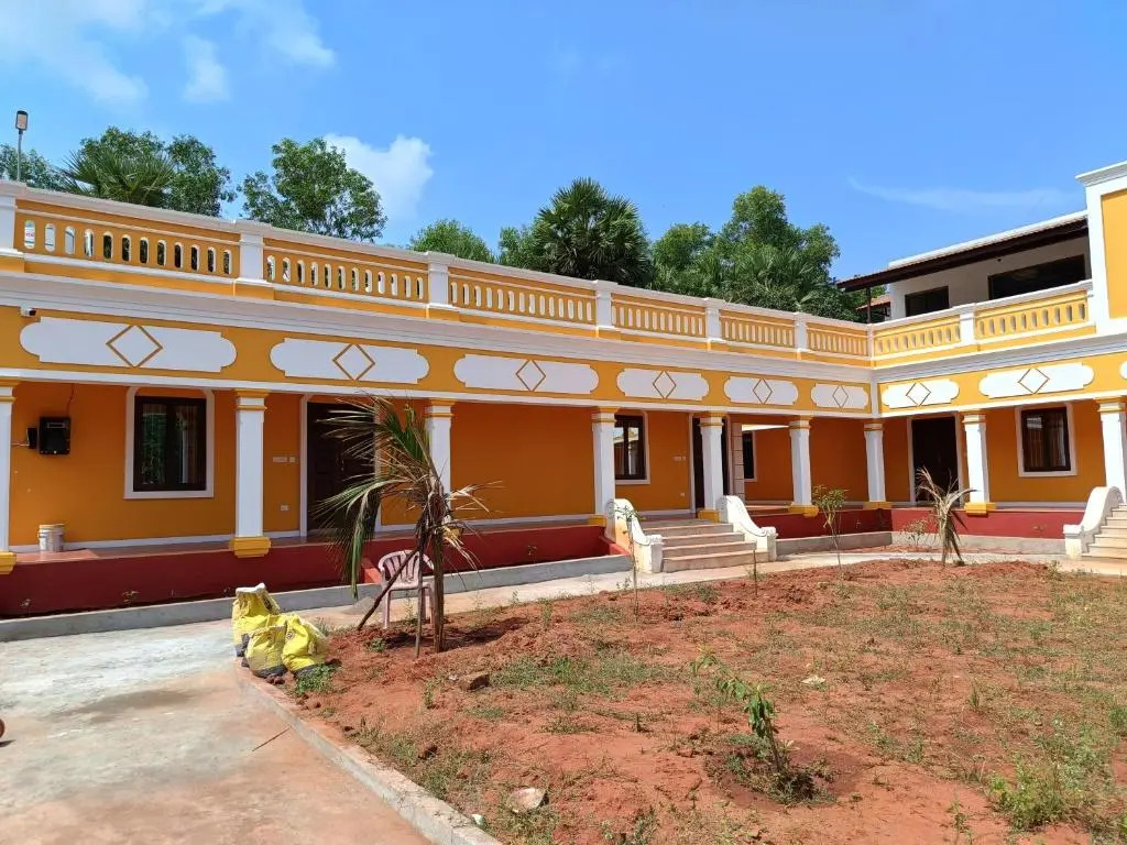 Auro Sunrise Resort