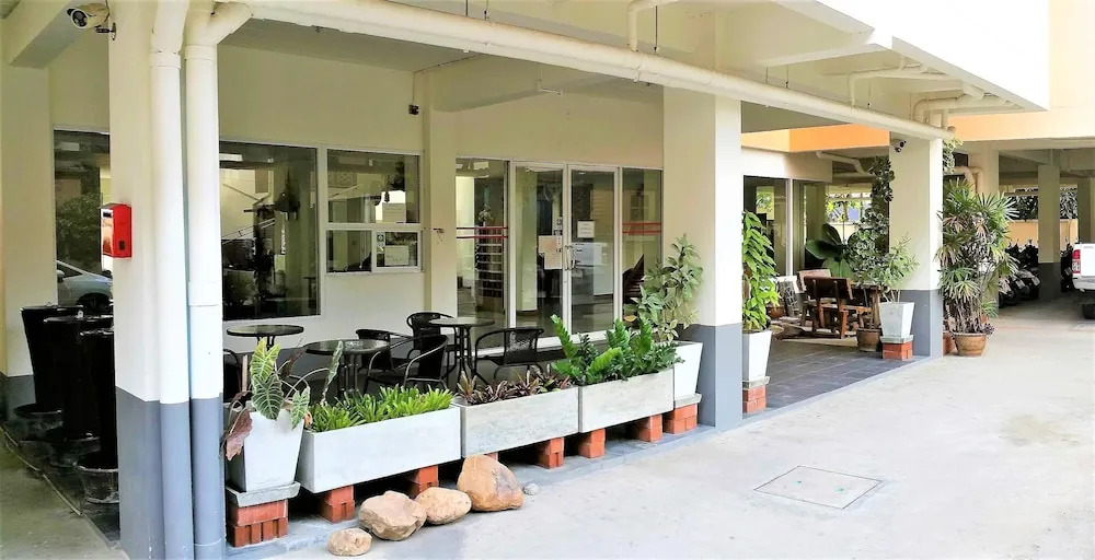 Anchan 2 Apartments and Rooms