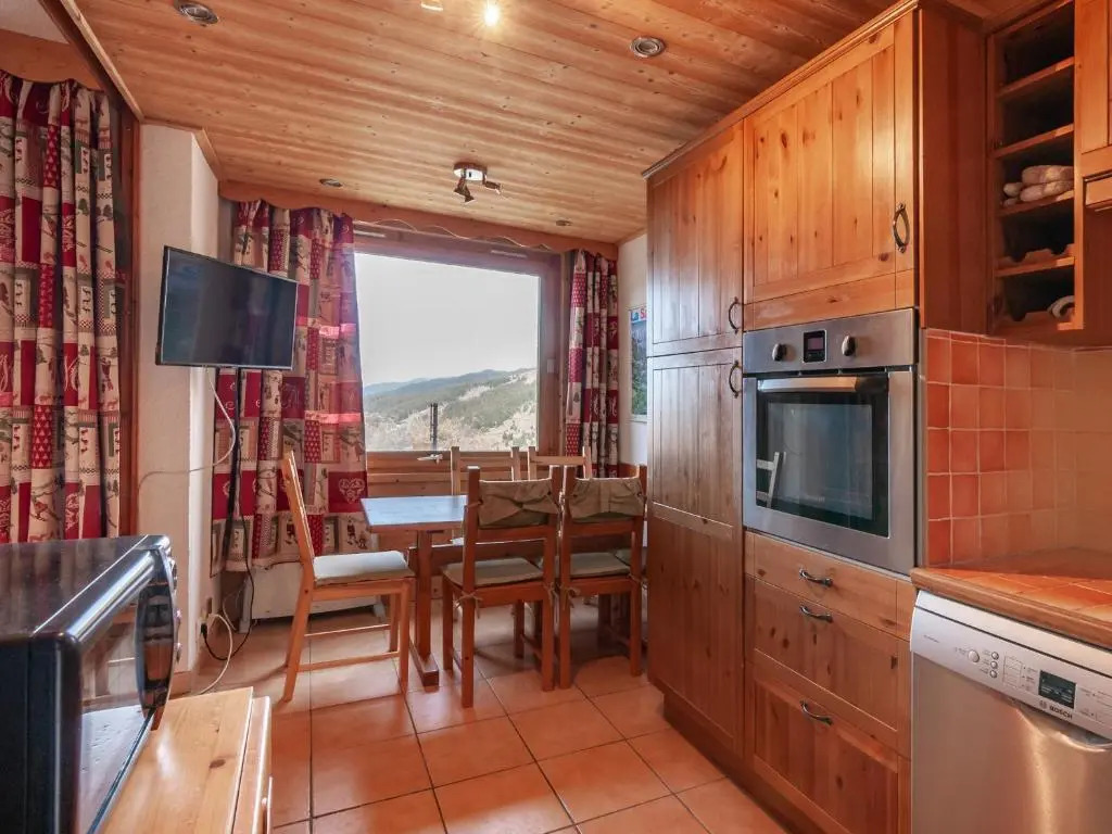Appartement Les Allues-Méribel, 2 pièces, 5 personnes - FR-1-355-144