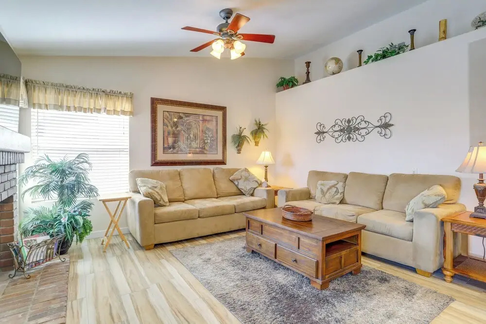 065014: 2 Mi to Big Rock Golf Course: Luxury Home