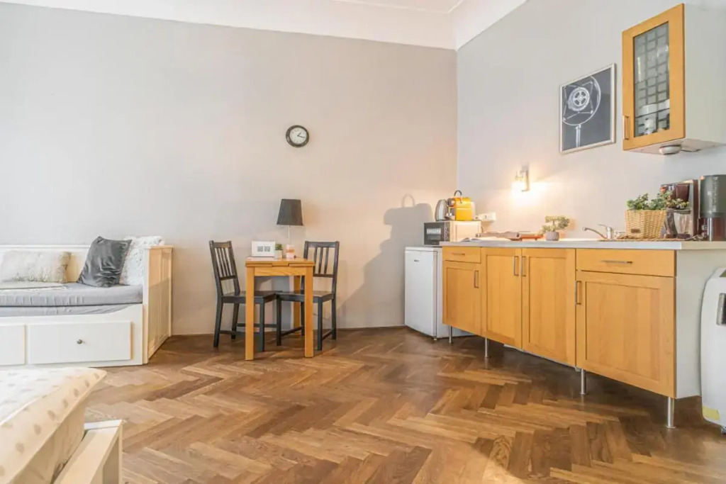 Stylish Studio Close to Prague Castle, WalkScore 99%
