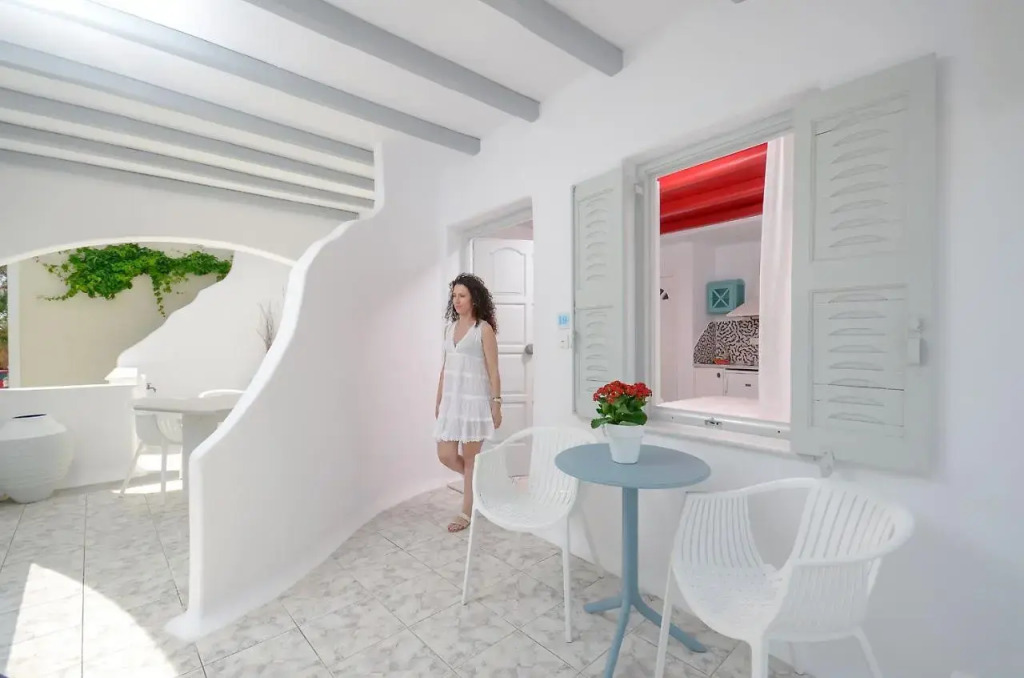 Naxos Evilion Luxury Apartments & Suites