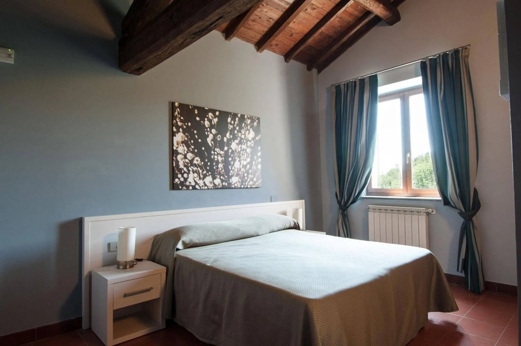 Hotel Capranica