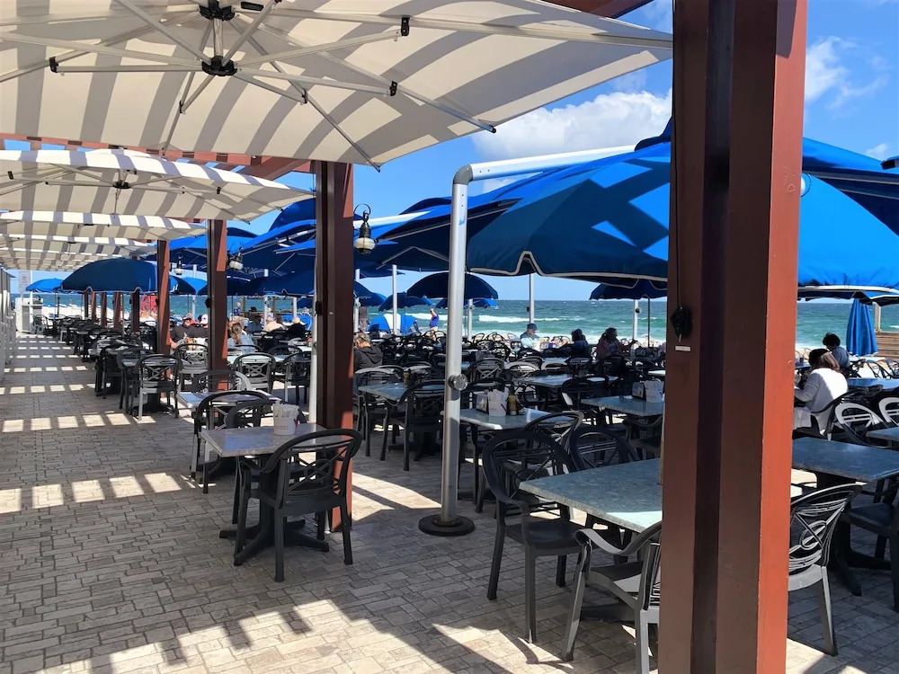 Ballards Beach Resort