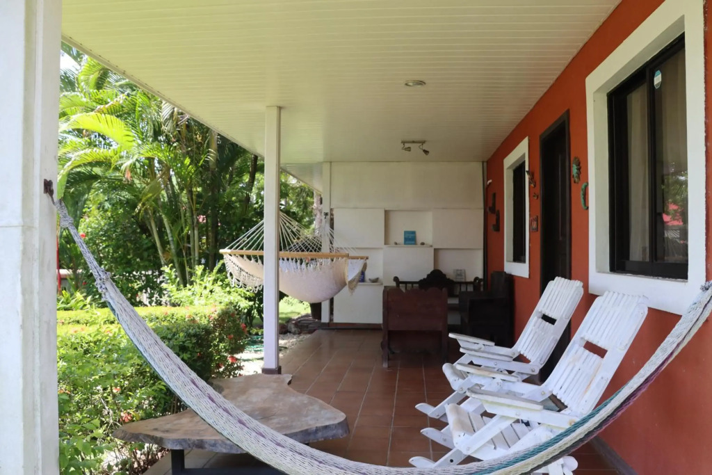 Pura Vida Villa! Beachfront Golf and Country Club Los Delfines 24 hours security