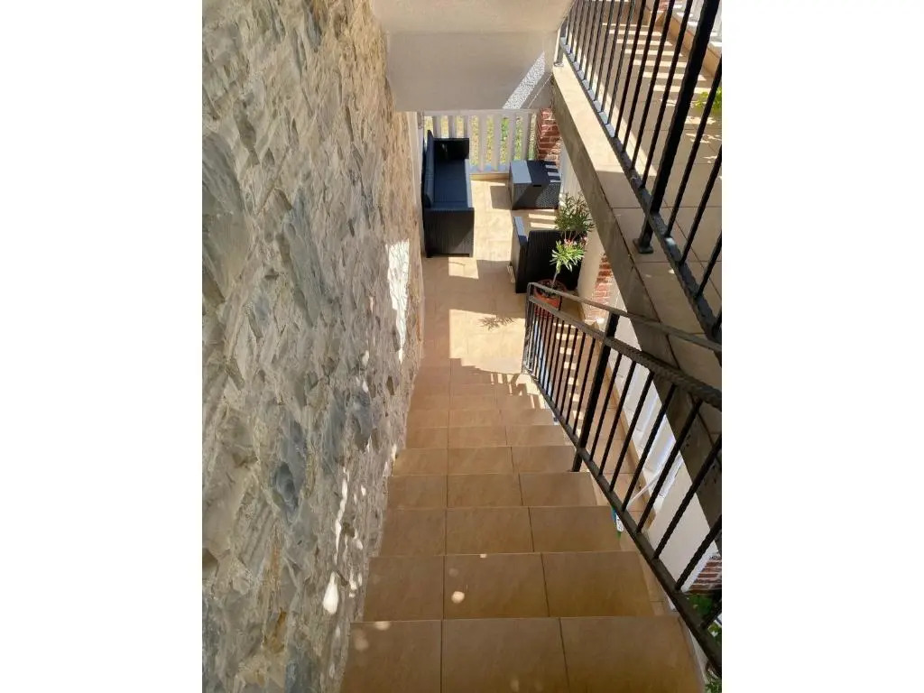 Villa Stone