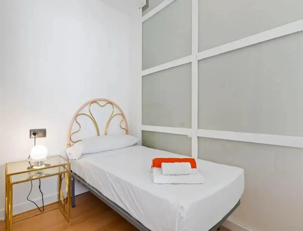 Coastal Stay in Torre de la Roca