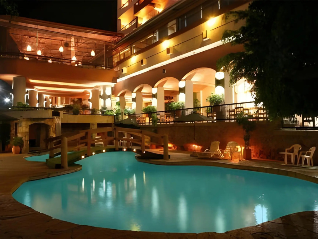 Hotel Fortin Plaza