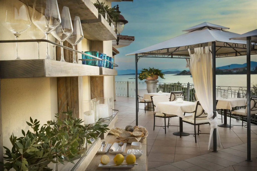 Gabbiano Azzurro Hotel & Suites