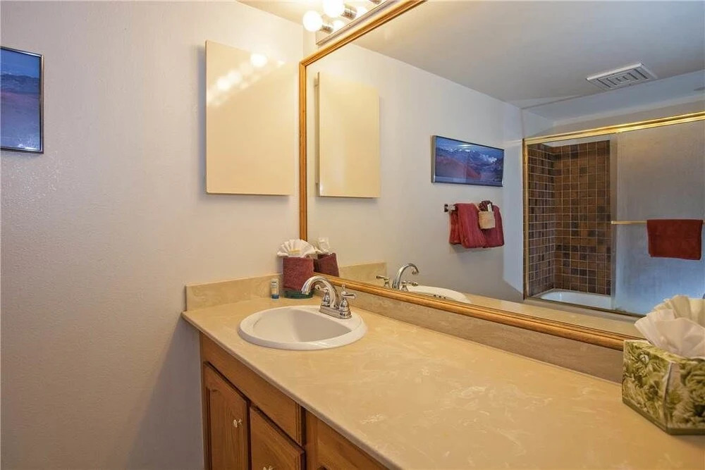 Kamaole Sands 10-405 - 2 Br Condo