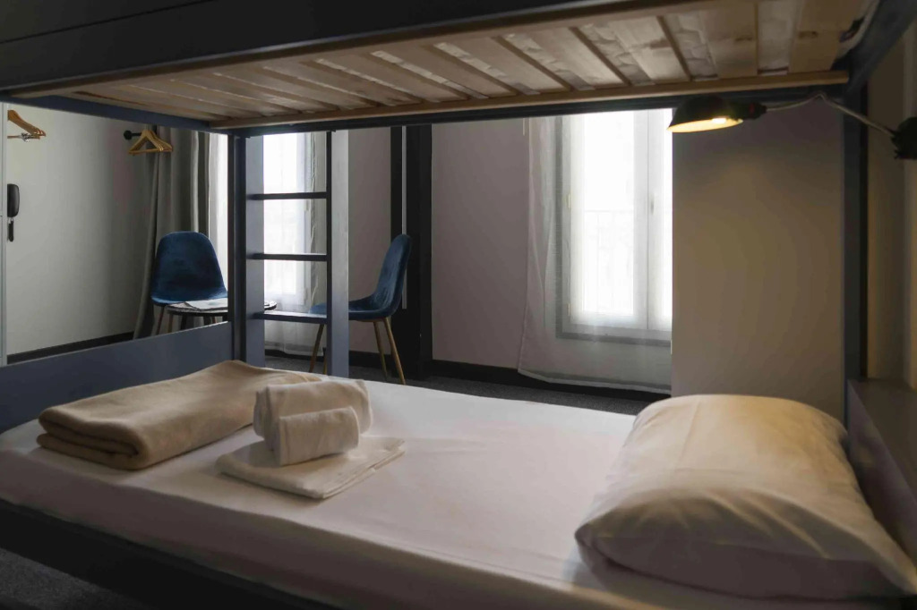 Hotel SUB