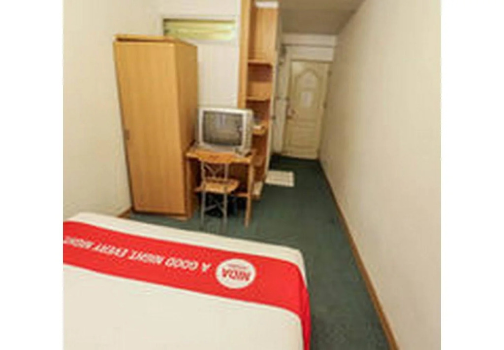 Nida Rooms Ruby Yen Arkard