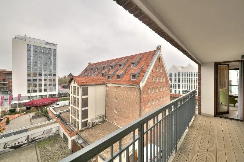 Szafarnia Modern Apartments in Old Town by Noclegi Renters