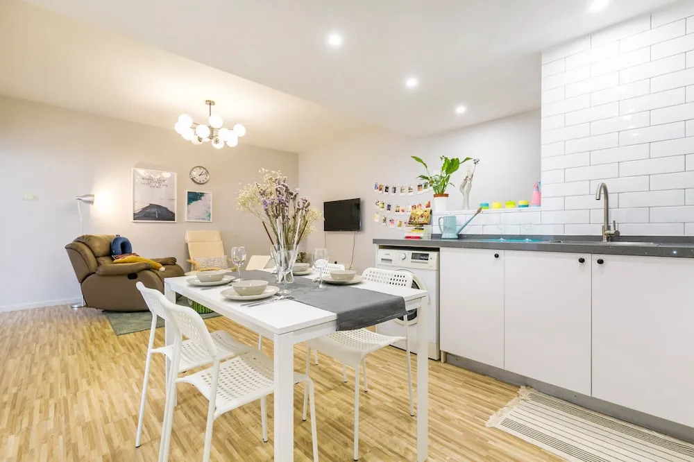 Lazy Apartment - Changyang Road