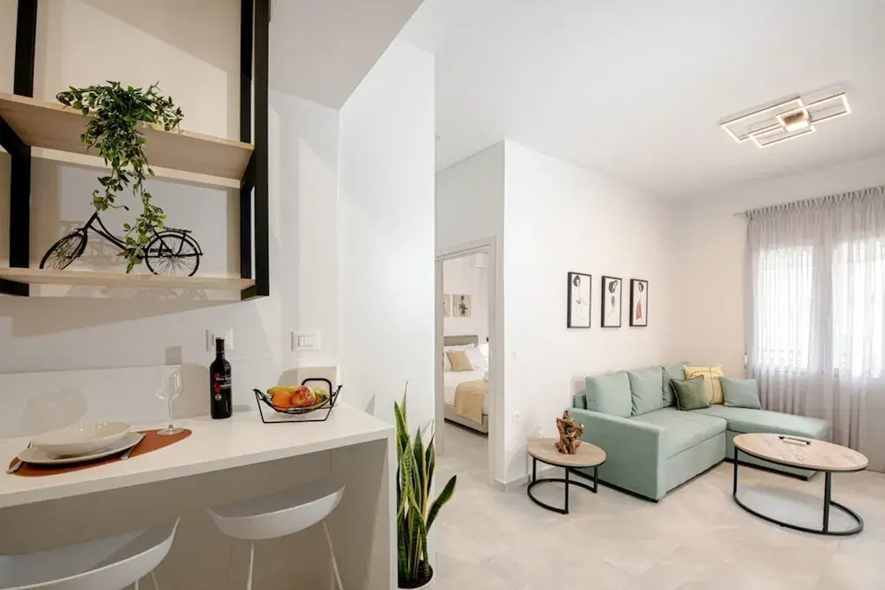 Minimal Chic Retreat Suite
