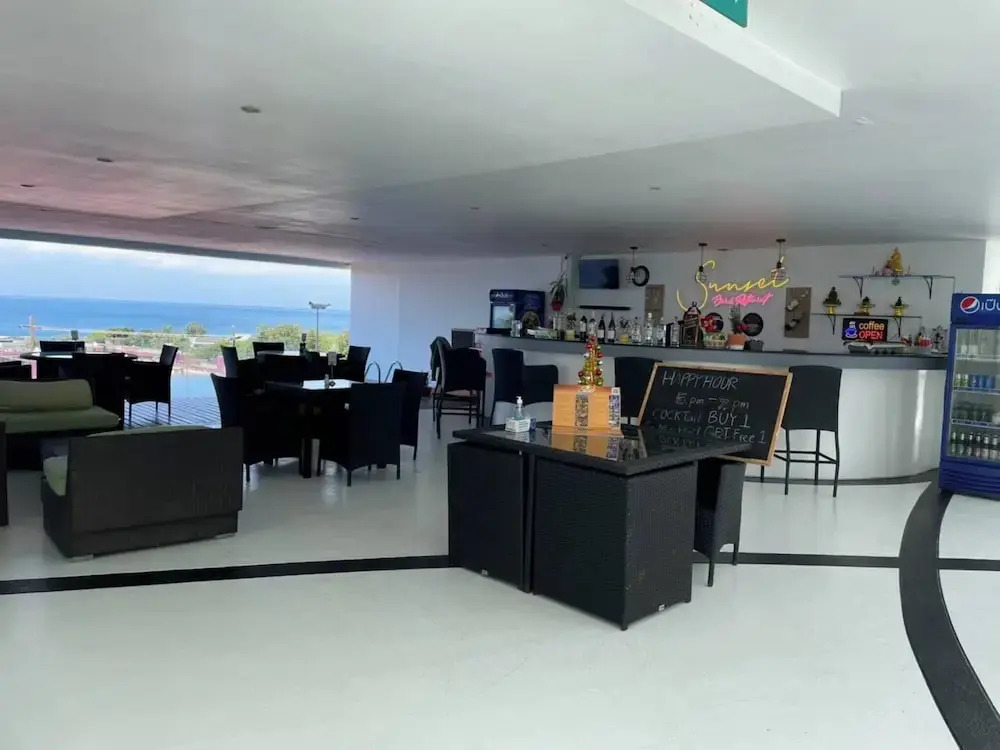 B12a - 2 Bdr Condo With Pool Access, Karon Beach