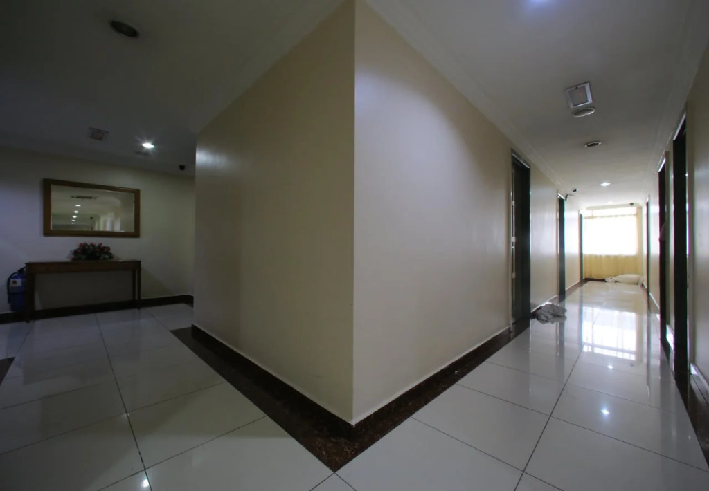 OYO 115 Hotel Safari 1