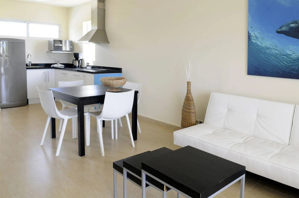 Dolphin Suites
