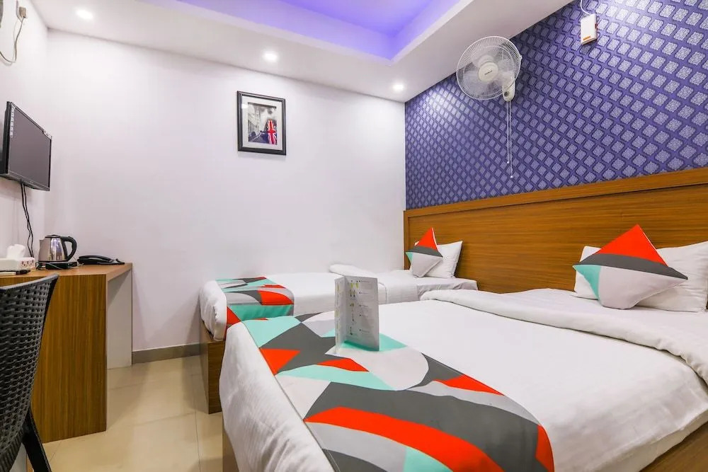Fabhotel Avenue Inn