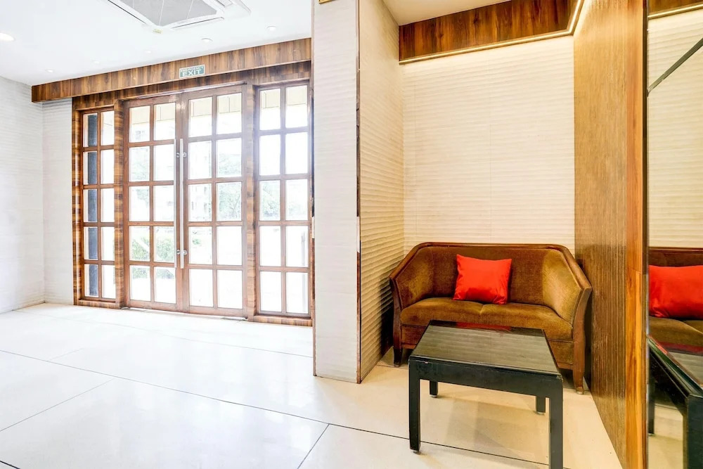 Townhouse Oak Vashi