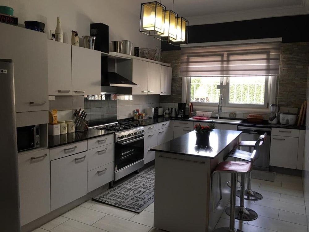 Stunning 3-Bed House in Tema-Ahenfie Villa