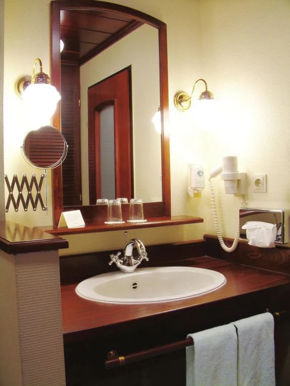 Trans World Hotel Donauwelle